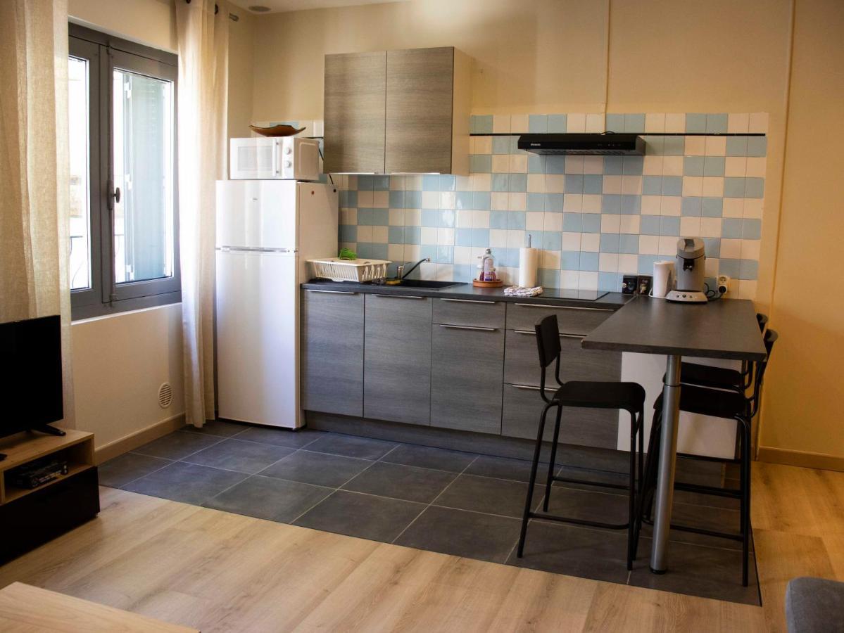 Chez Leon - Clim' & Patio - Appart Loupian Centre ภายนอก รูปภาพ