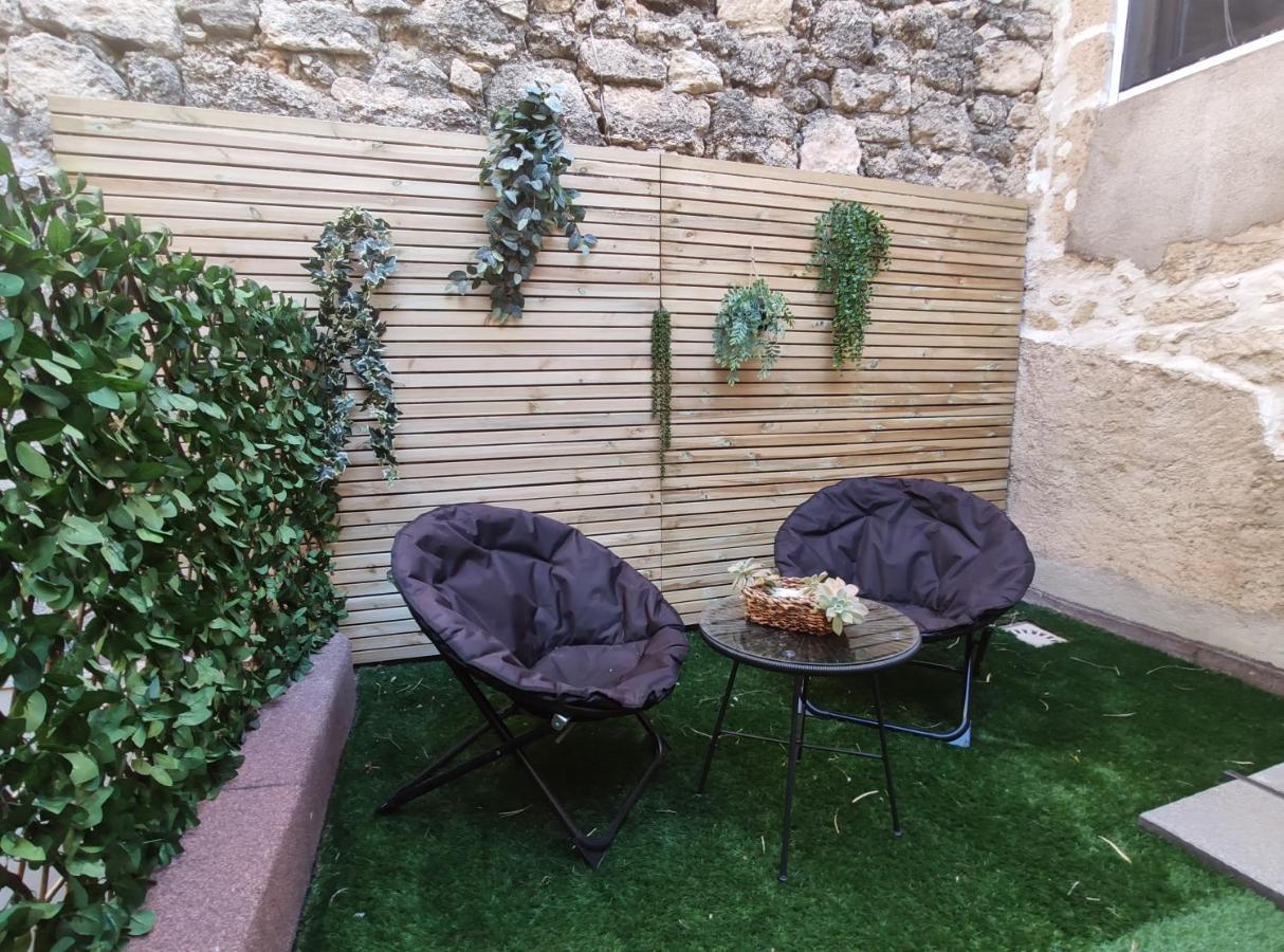 Chez Leon - Clim' & Patio - Appart Loupian Centre ภายนอก รูปภาพ